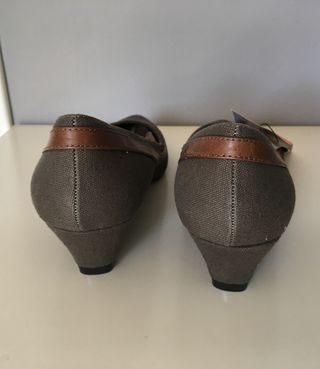 Zapatos verdes kaki caqui y marrón, talla 36