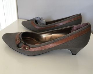 Zapatos verdes kaki caqui y marrón, talla 36