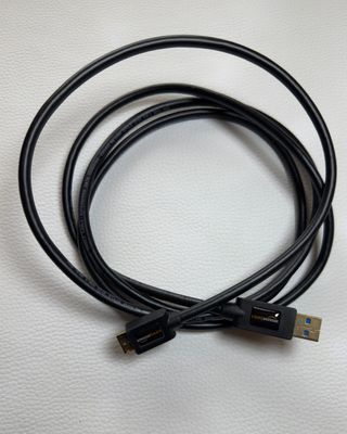 Cable USB 3.0 Amazon Basics A a Micro B, 1.8m
