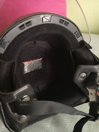 Casco de moto negro