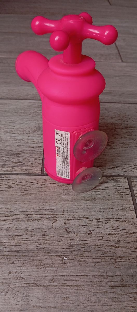 Rubinetto Radio Rosa con Ventose