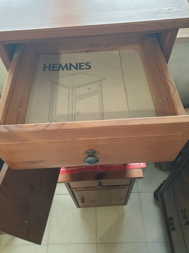 Comodini Ikea in legno - Coppia