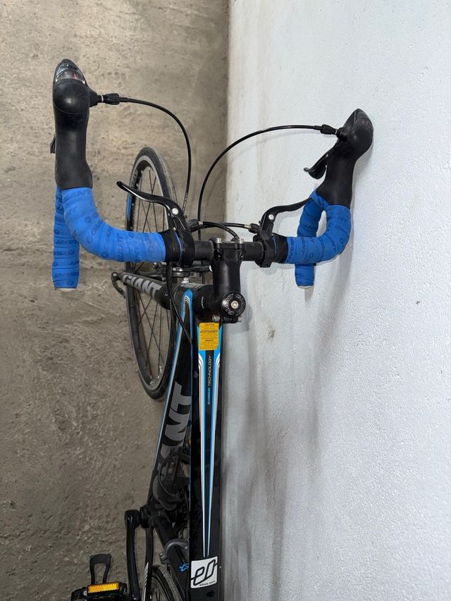 Bicicleta Giant de carretera infantil