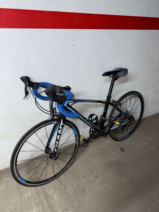 Bicicleta Giant de carretera infantil