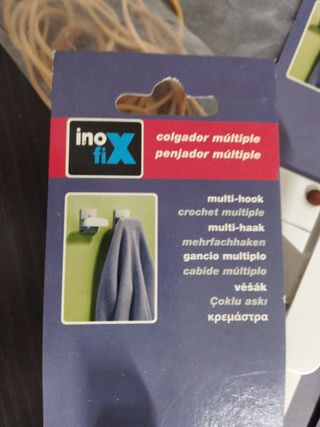 Colgador triple blanco INOFIX