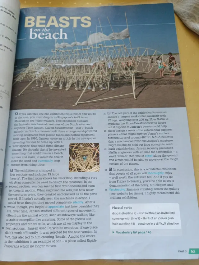 FUTURE PROSPECTS 1 Workbook y Student's App: cu...