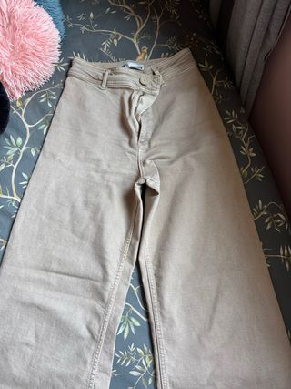 Zara Jeans Rectos Anchos Beige