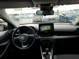 Toyota Yaris 1.5 HYBRID 116H BUSINESS