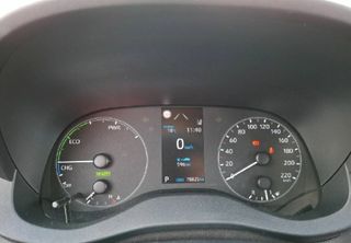 Toyota Yaris 1.5 HYBRID 116H BUSINESS