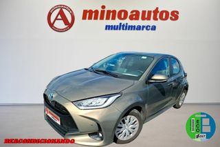 Toyota Yaris 1.5 HYBRID 116H BUSINESS