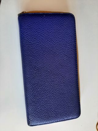 Cartera de puel de Purificación García ee azul y m