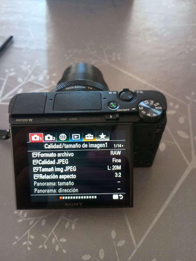 Sony RX100 VII Cámara Compacta + bateria extra
