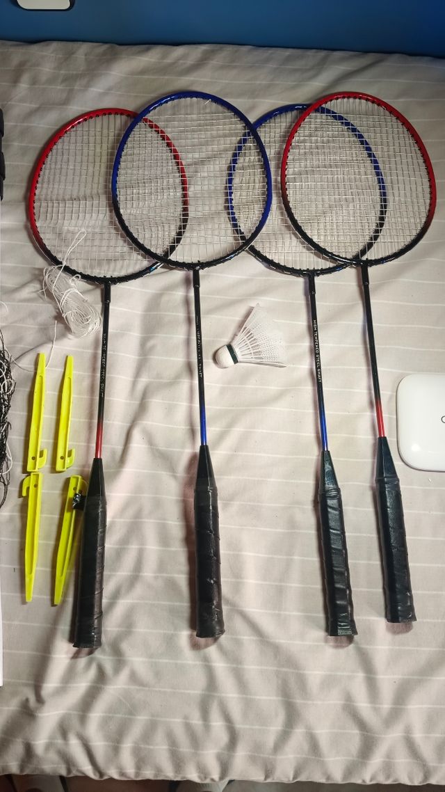 Set de Bádminton con 4 Raquetas y Volante