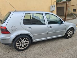 Volkswagen Golf 2002