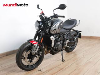 TRIUMPH TRIDENT 660 