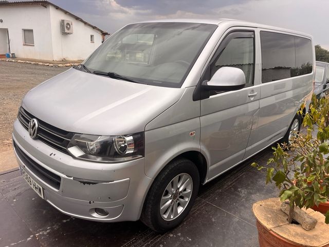 Volkswagen Caravelle