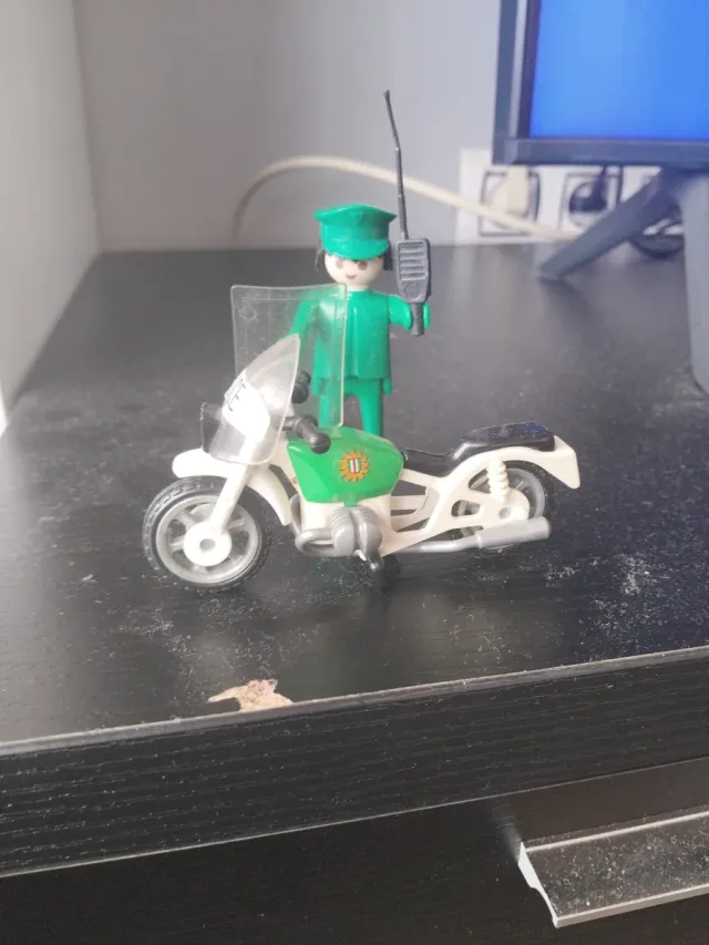 Playmobil Policía Moto Verde Colección 1974