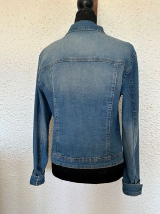 Cazadora vaquera azul