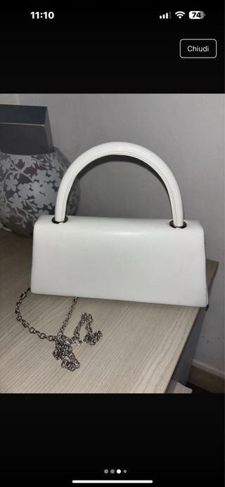 Borsa a tracolla bianca con cuore gioiello