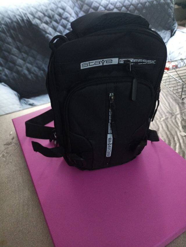 Mochila deportiva multibolsillo