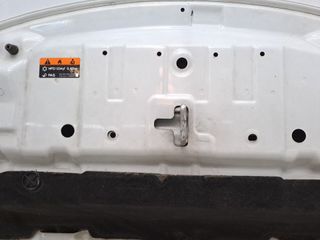 CAPOT NISSAN NOTE