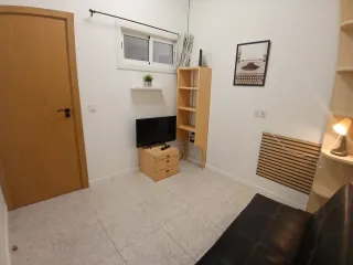 se alquila habitación para estudiantes