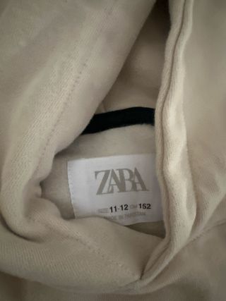 Sudadera Zara beige niño