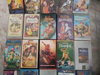 Lote 27 Cintas VHS Películas Variadas