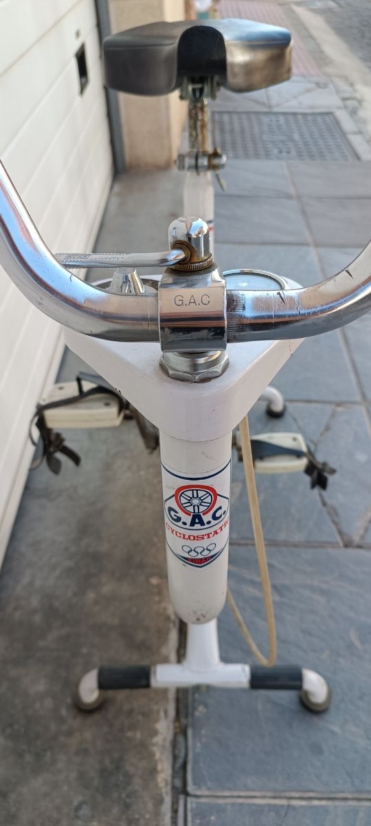 Elíptica GAC Antigua