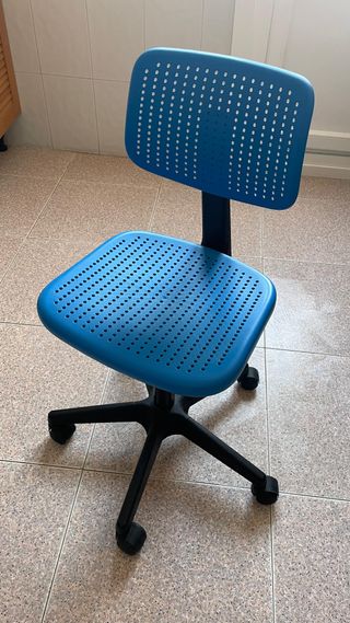 Silla de escritorio infantil azul