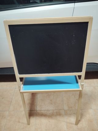 Pizarra infantil de madera