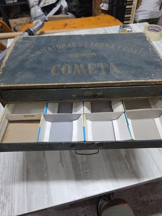 Cassettiera vintage in legno