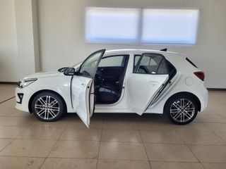 KIA Rio 1.0 TGDi 100CV MHEV iMT Drive