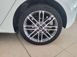 KIA Rio 1.0 TGDi 100CV MHEV iMT Drive