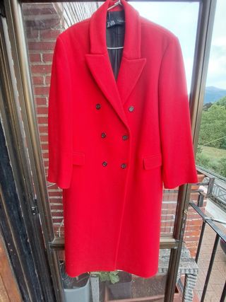 Abrigo Zara Rojo XL lana manteco
