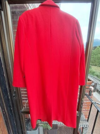 Abrigo Zara Rojo XL lana manteco
