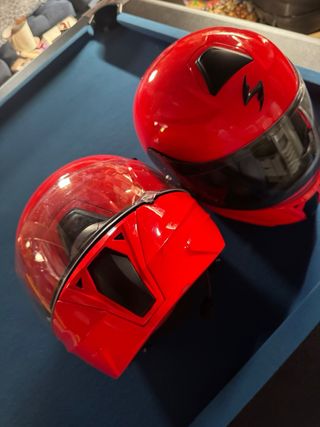 Cascos Scorpion Modulares Rojos
