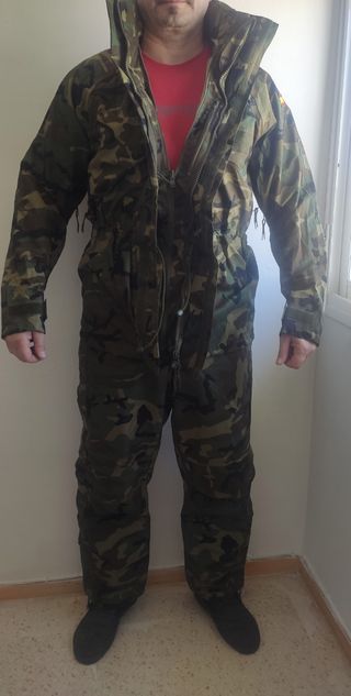 Pantalón y Chaquetón Intemperie Boscoso