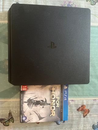 Consola PS4 Negra + Juego For Honor