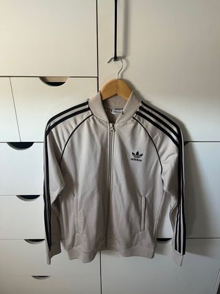 Chaqueta Adidas Beige