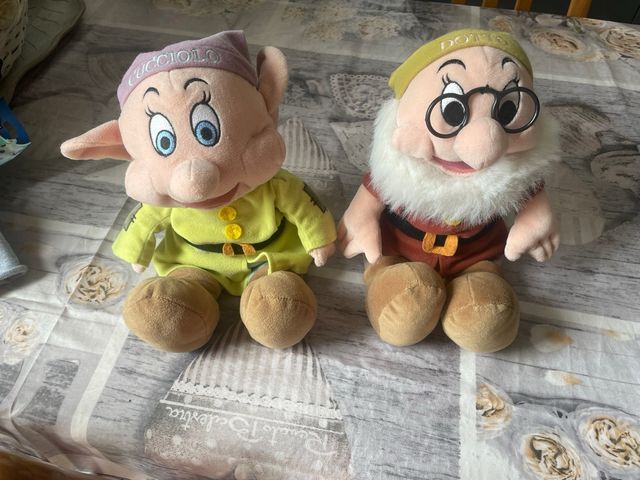 2 peluche 7 nani Disney Dotto e cucciolo