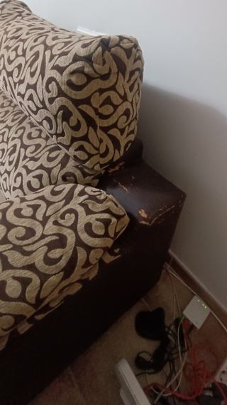 Chaiselongue convertible en cama. Muy cómoda