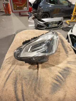 Faro BMW x2 