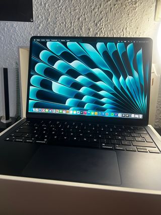 Portátil Apple MacBook Air M3