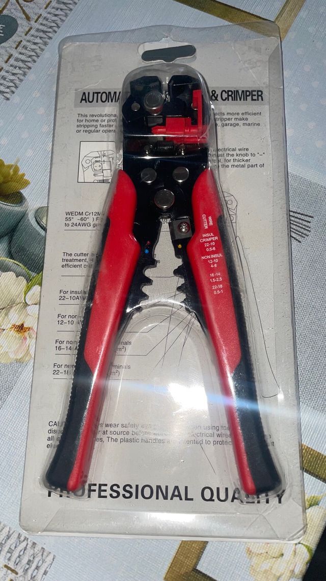 Cortador pelador de cables