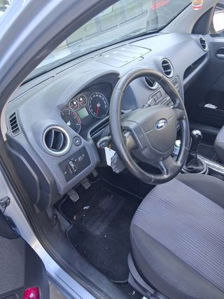 Ford Fusion 2009