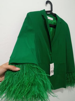 Blazer Zara Verde Mangas Pluma
