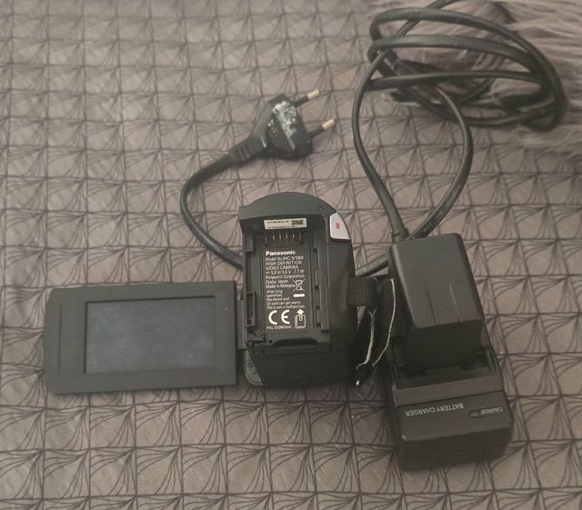 Panasonic HC-V180 Full HD Videocámara