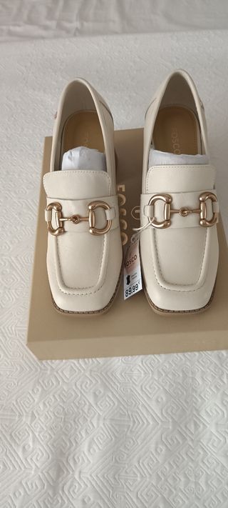 Zapatos de piel beige talla 37