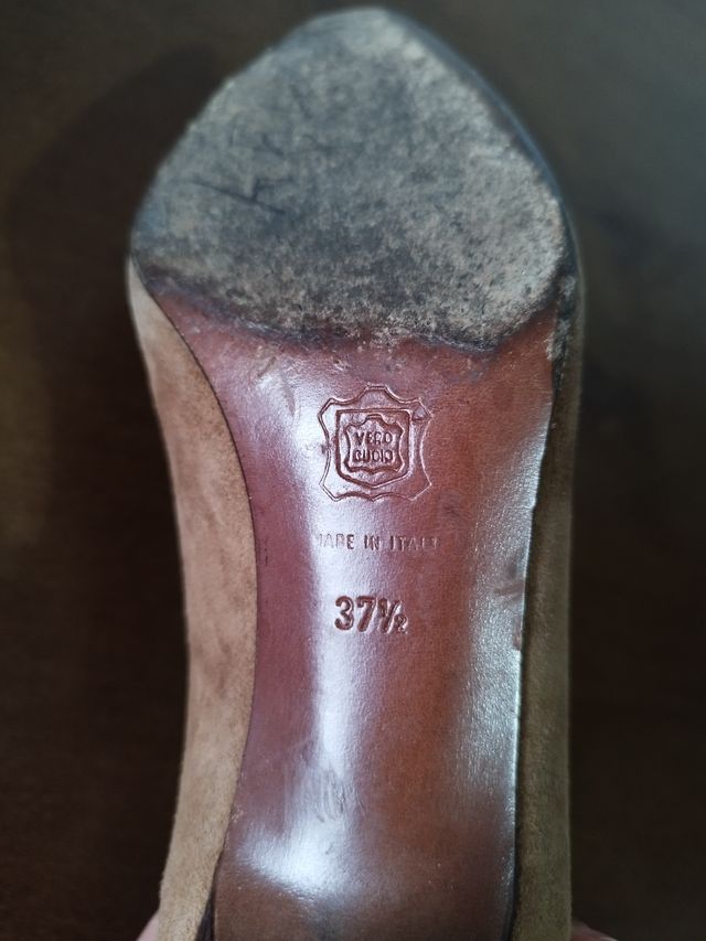 Scarpe Fendi scamosciate vintage